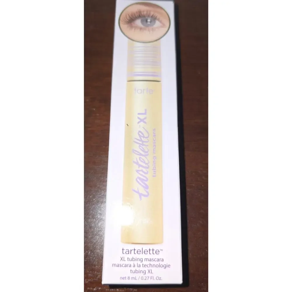 mascara black